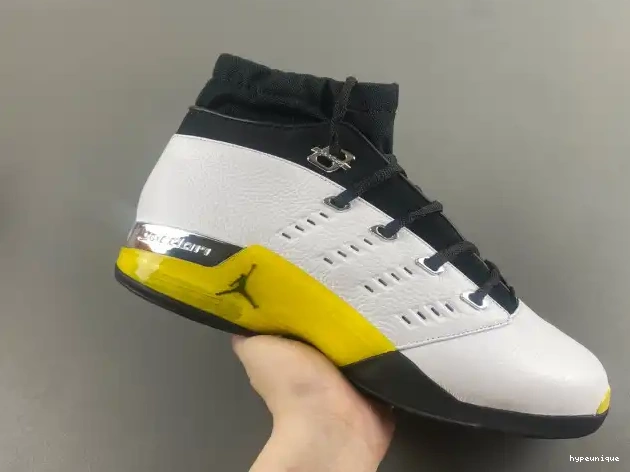 HYPE FJ0395-100 17 Lightning Air Jordan Low 0514